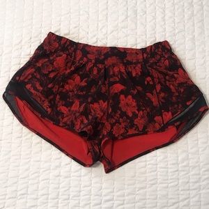 Lululemon Hotty Hot Shorts